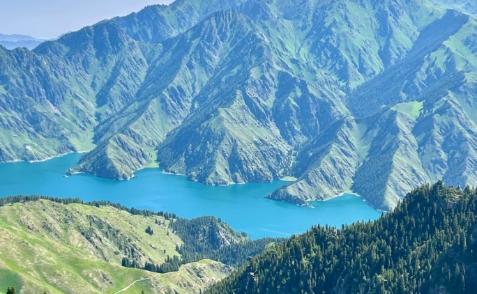 天山天池