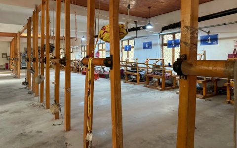 艾德莱斯丝绸工坊-2