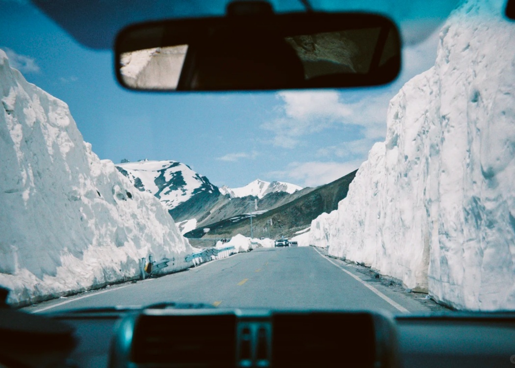 独库公路雪墙