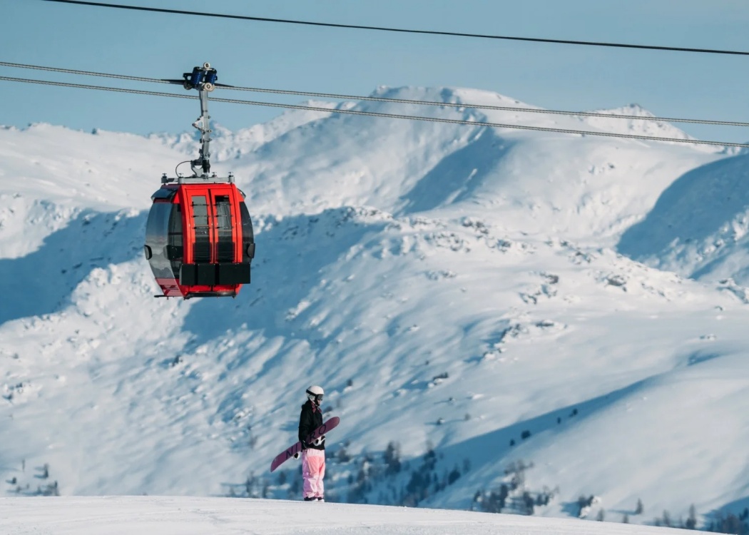 冬季的阿勒泰滑雪场 冬季的阿勒泰滑雪场